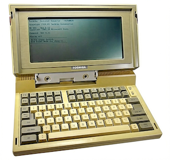 Один из первых лаптопов Toshiba